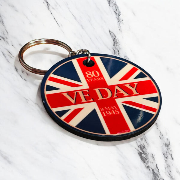 VE Day commemorative gift bundle