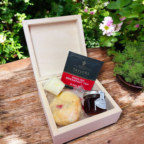 Cream tea for one in a personalised, wooden keepsake box - Mrs O’Reilly’s Cakes of Art