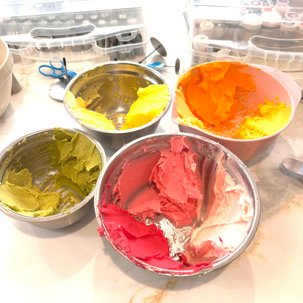 Floral Buttercream Cupcake Workshop - one to one