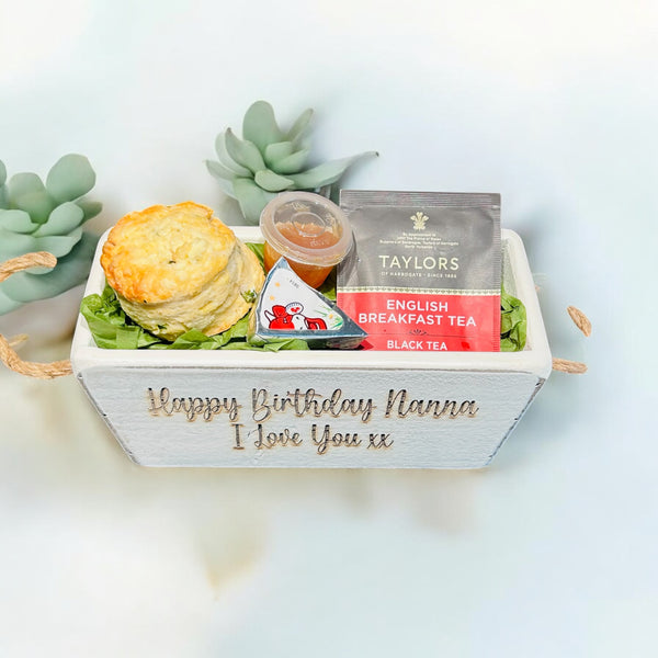 Cheese & chive scone - Mrs O’Reilly’s Cakes of Art, cheese & chive scone with chutney personalised gift set