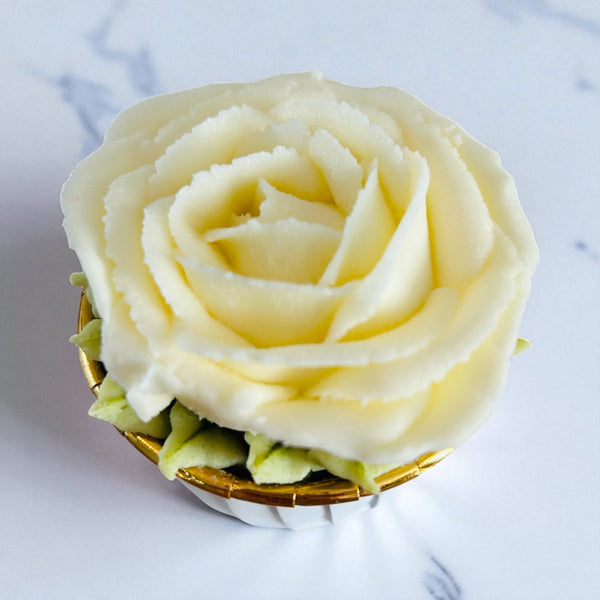 Buttercream cupcake bouquet - Mrs O’Reilly’s - Cakes of Art