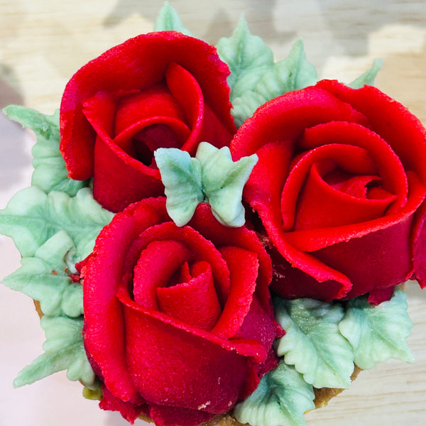 Buttercream cupcake bouquet - Mrs O’Reilly’s - Cakes of Art