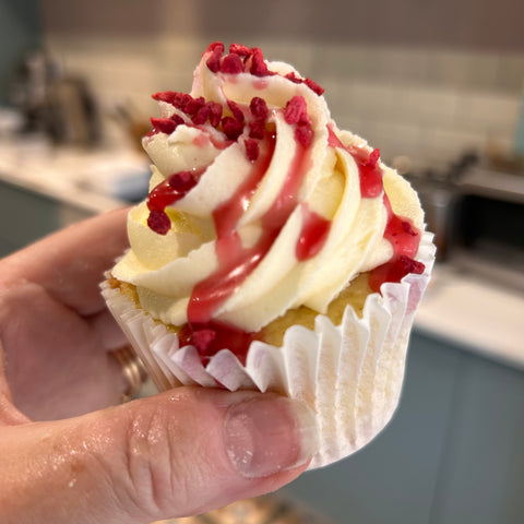 Victoria sponge cupcake